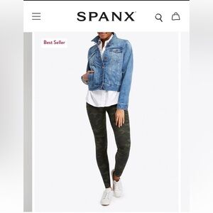 Spanx Look at Me Now Seamless Leggings Green Camo Camouflage Size Small